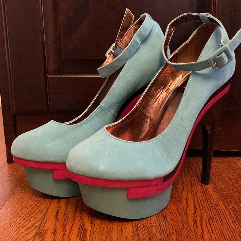 FRH Fahrenheit Size 8 Blue & Pink Adjustable Ankle Strap Platform Heels